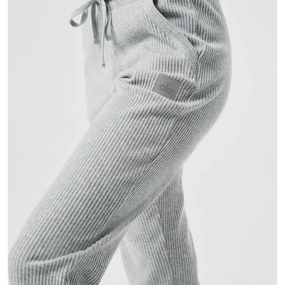 ALO Muse Sweatpant - Heather Gray - Picture 2 of 8